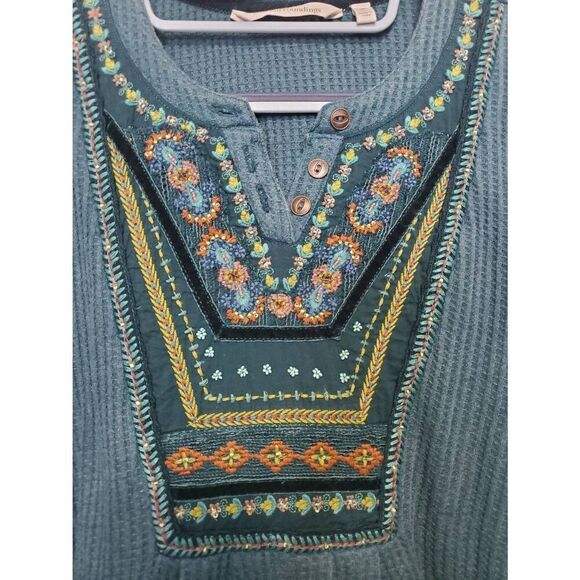Soft Surroundings Gabriel Waffle Knit Embroidered Beaded Flared Sleeve Boho Top - Picture 4 of 8